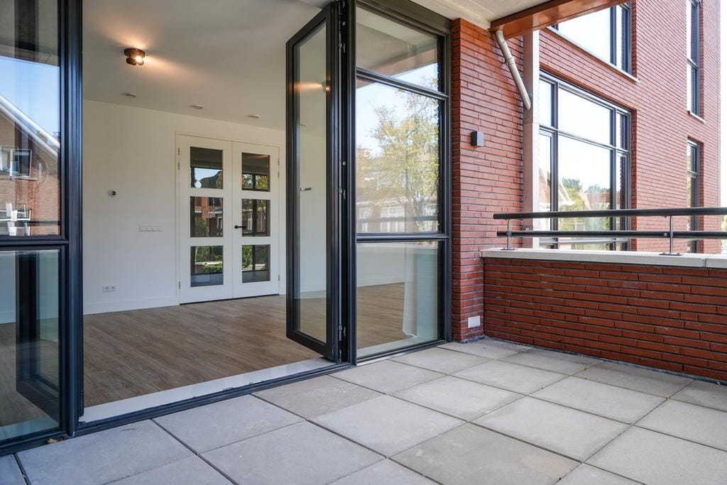 Foto 10 van Bronovolaan 1-A1