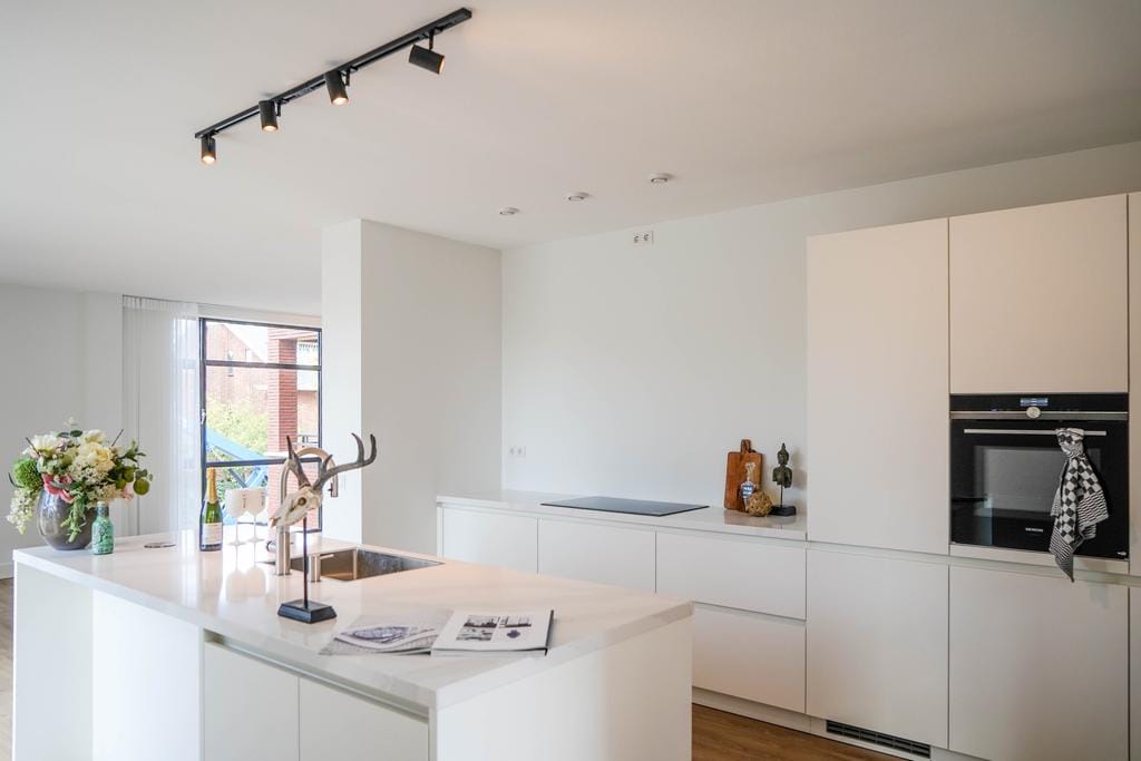 Foto 18 van Bronovolaan 1-A1