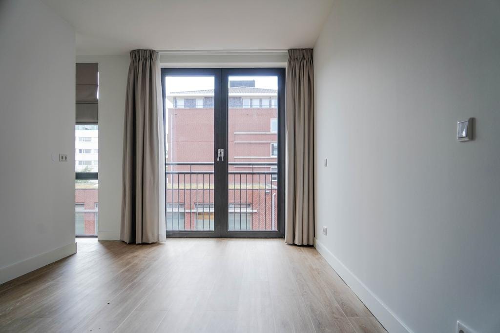 Foto 31 van Bronovolaan 1-A1