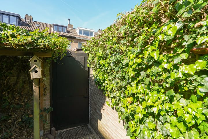 Foto 32 van Planetenstraat 51