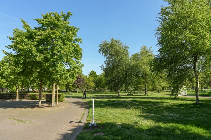 Foto 36 van Planetenstraat 51