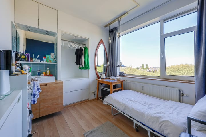 Photo 9 of Korte Geuzenstraat 700