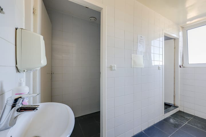 Photo 13 of Korte Geuzenstraat 700