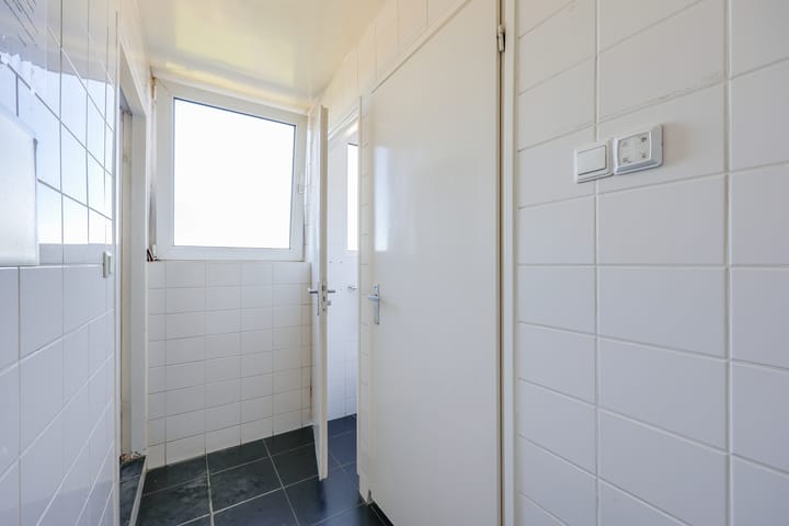 Photo 14 of Korte Geuzenstraat 700