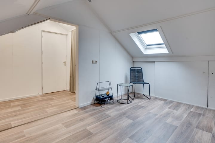 Foto 32 van Smirnoffstraat 16