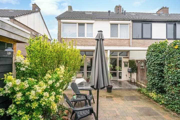 Foto 33 van Smirnoffstraat 16