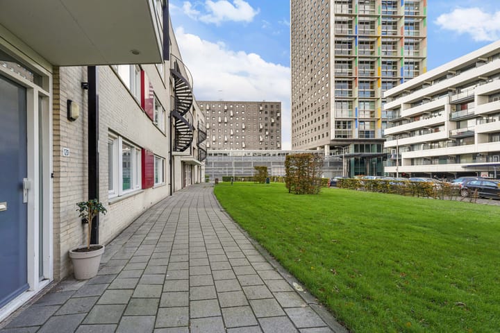 Foto 2 van Boksdoornerf 120