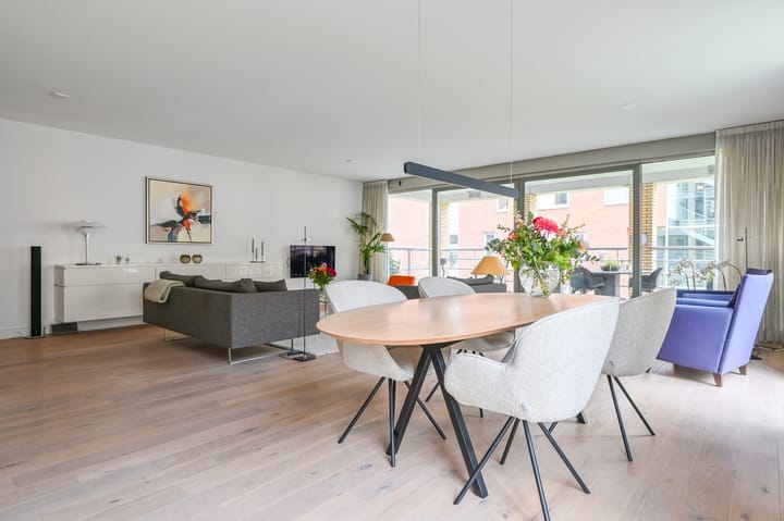 Photo 11 of Bellevuelaan 381