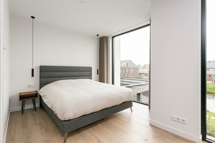 Foto 19 van Zaltbommelstraat 8