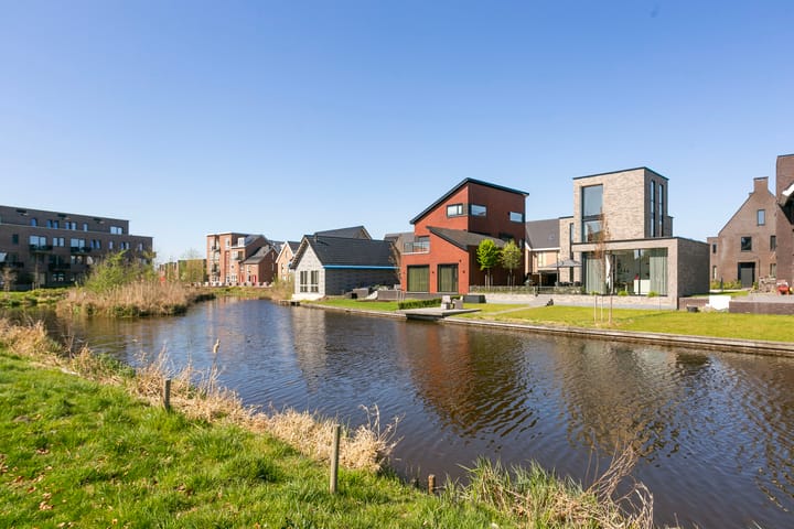 Foto 45 van Zaltbommelstraat 8