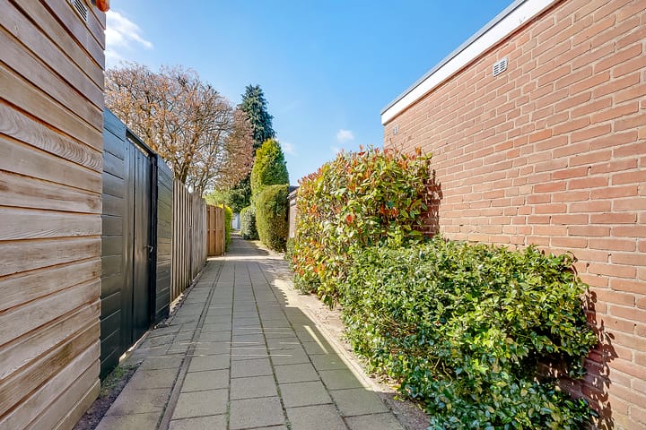 Foto 30 van Dr. Ramaerlaan 9