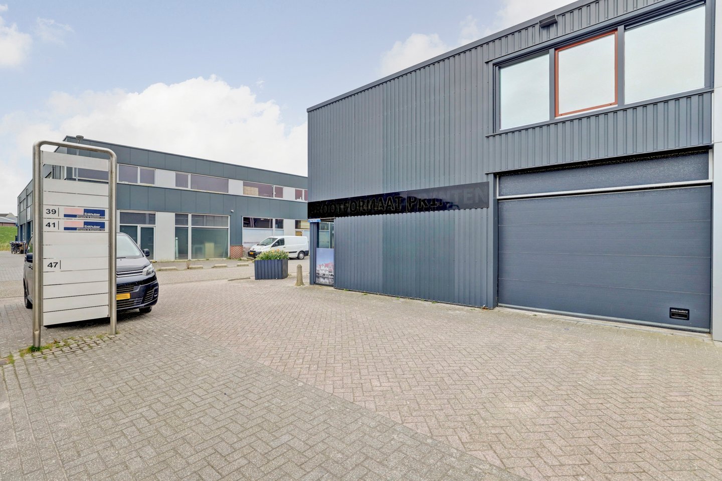 Bekijk foto 4 van De Hoek 31-34