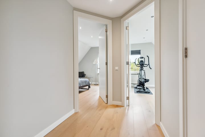 Photo 31 of De Venen 5-A