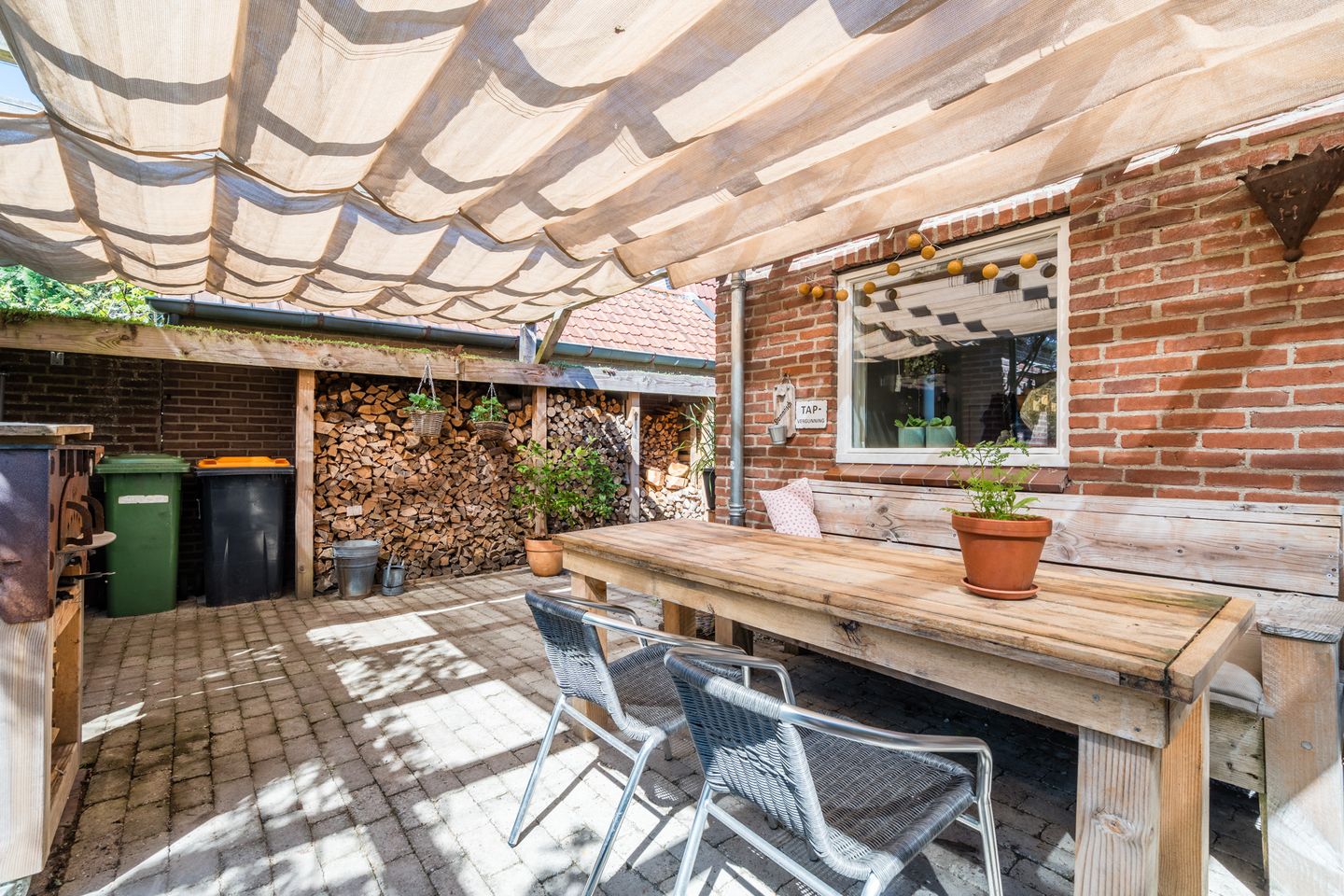 Photo 25 of Wallerstraat 43