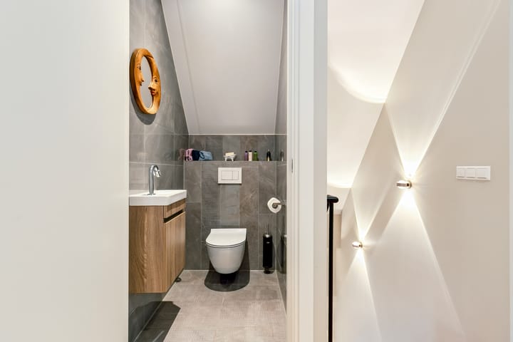 Photo 43 of De Venen 5-A