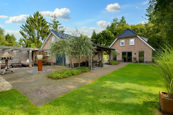 Photo 61 of De Venen 5-A