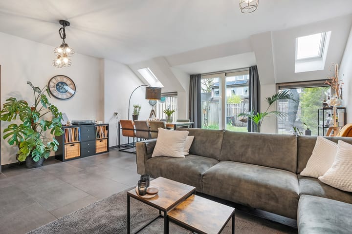 Foto 9 van Hofweg 77