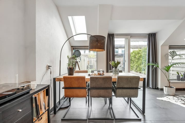 Foto 14 van Hofweg 77