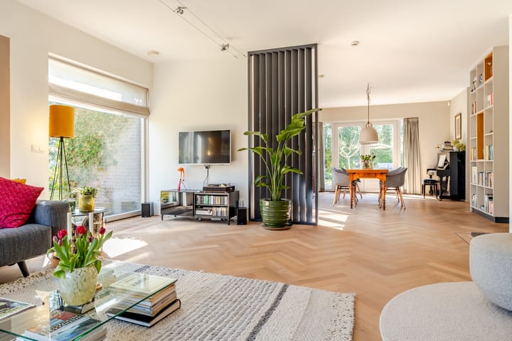 Foto 14 van Bavelselaan 323