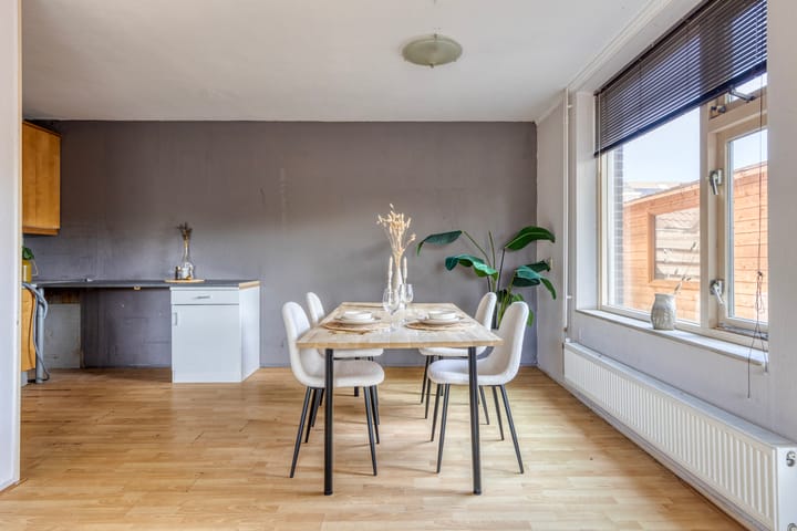 Foto 5 van Naardenstraat 14