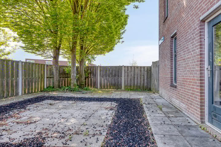 Foto 23 van Naardenstraat 14