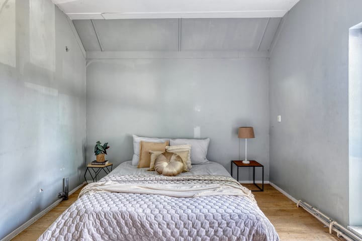 Foto 12 van Naardenstraat 14