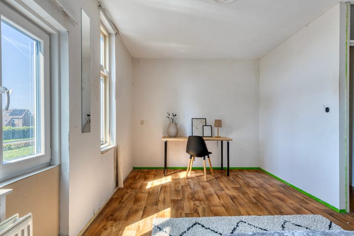 Foto 15 van Naardenstraat 14