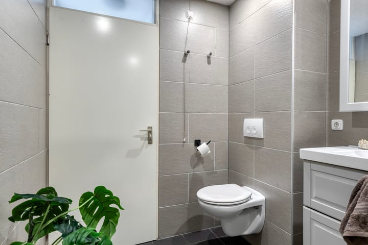 Foto 18 van Naardenstraat 14