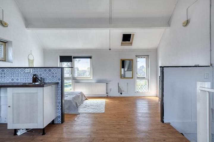 Foto 19 van Naardenstraat 14