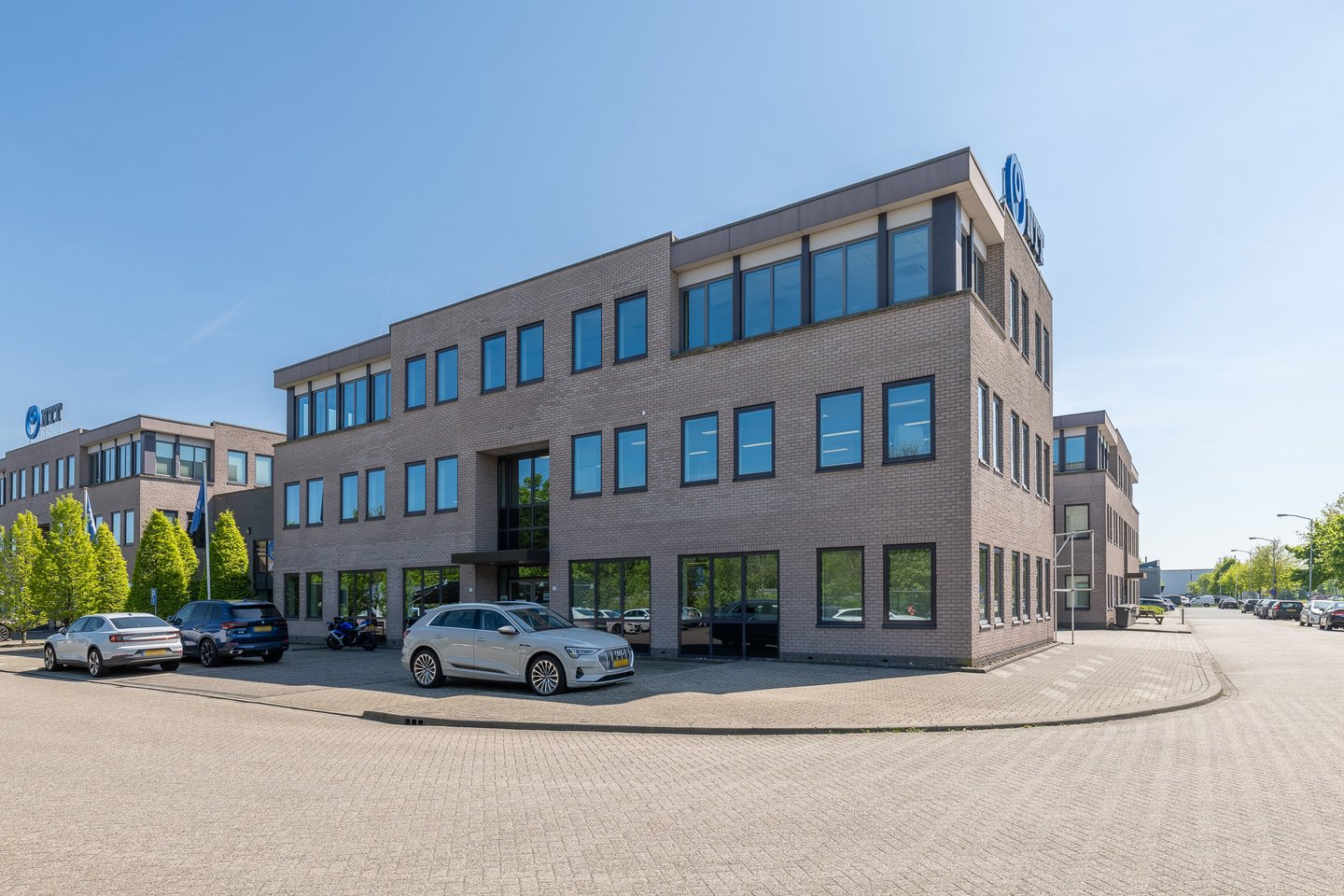 View photo 3 of Veemweg 21-23