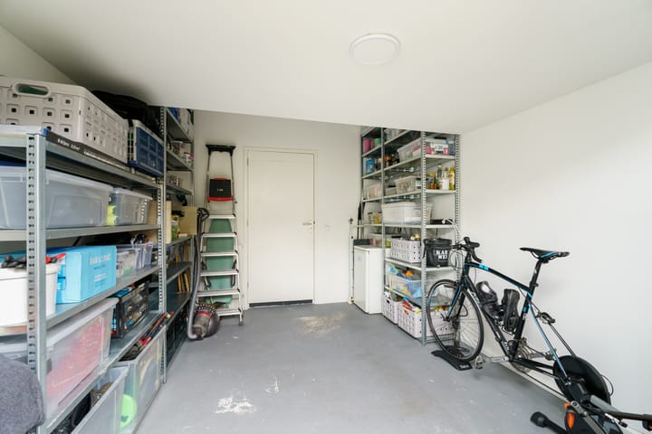 Foto 24 van Van 't Hoffstraat 113