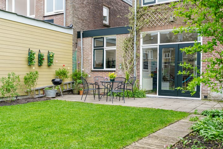 Foto 26 van Van 't Hoffstraat 113