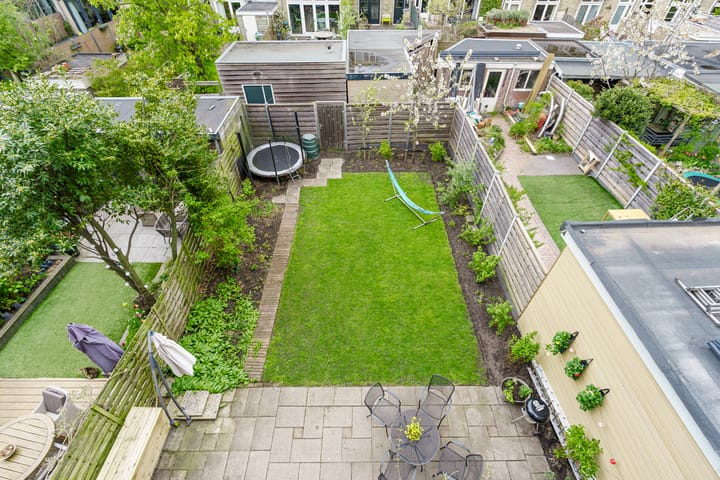 Foto 28 van Van 't Hoffstraat 113