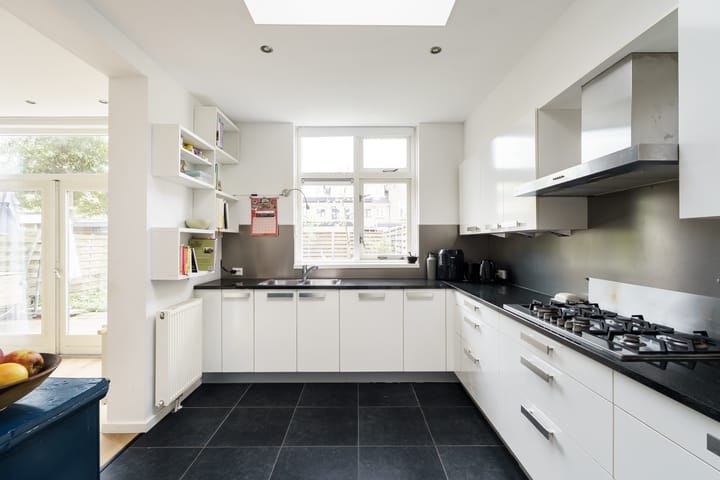 Foto 23 van Van 't Hoffstraat 113