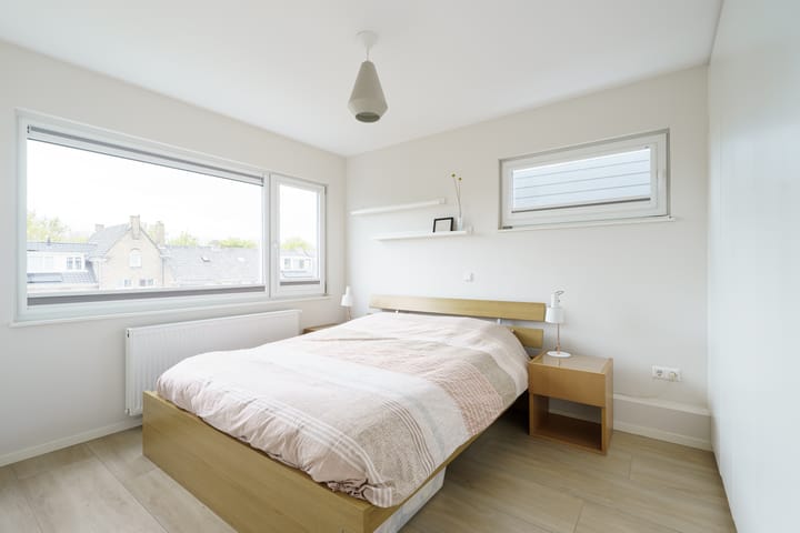 Foto 38 van Van 't Hoffstraat 113