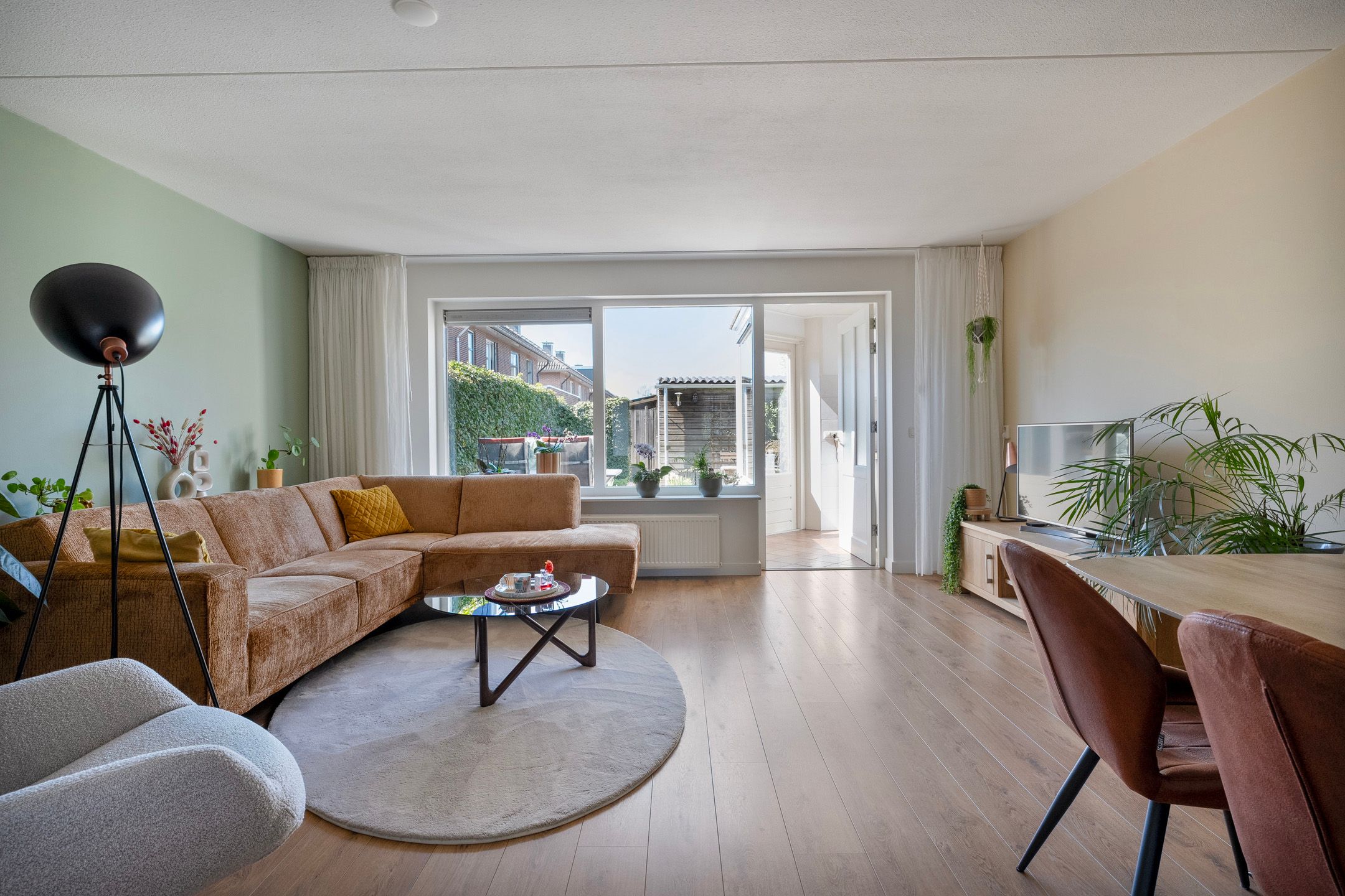 Foto 6 van Van Laarstraat 15