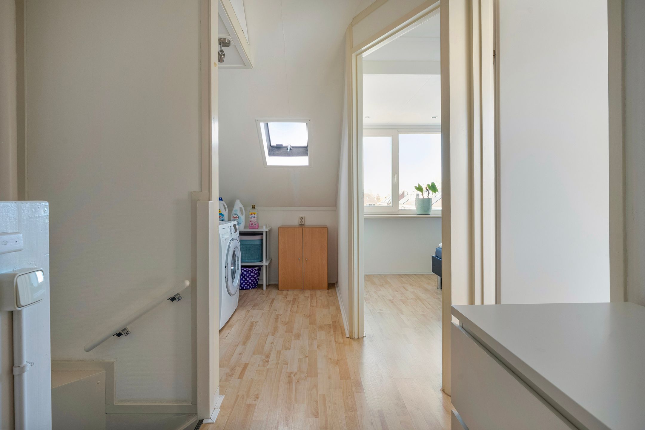 Foto 21 van Van Laarstraat 15