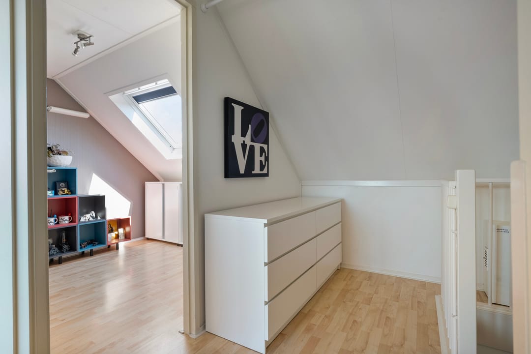 Foto 22 van Van Laarstraat 15