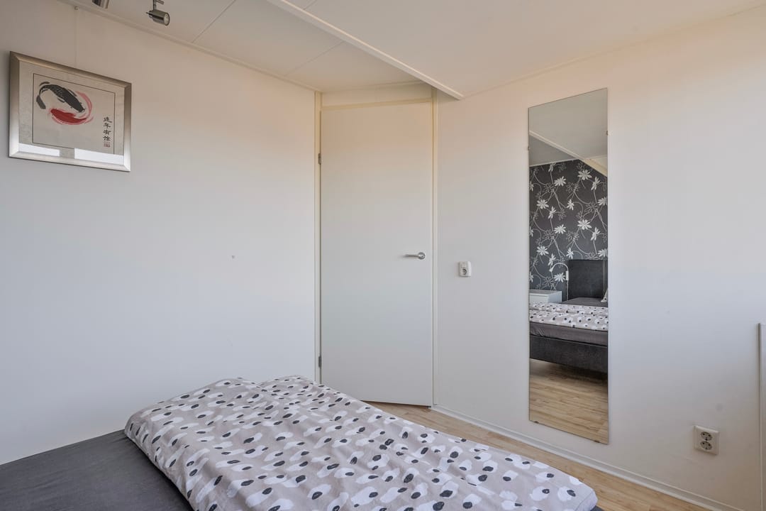 Foto 26 van Van Laarstraat 15