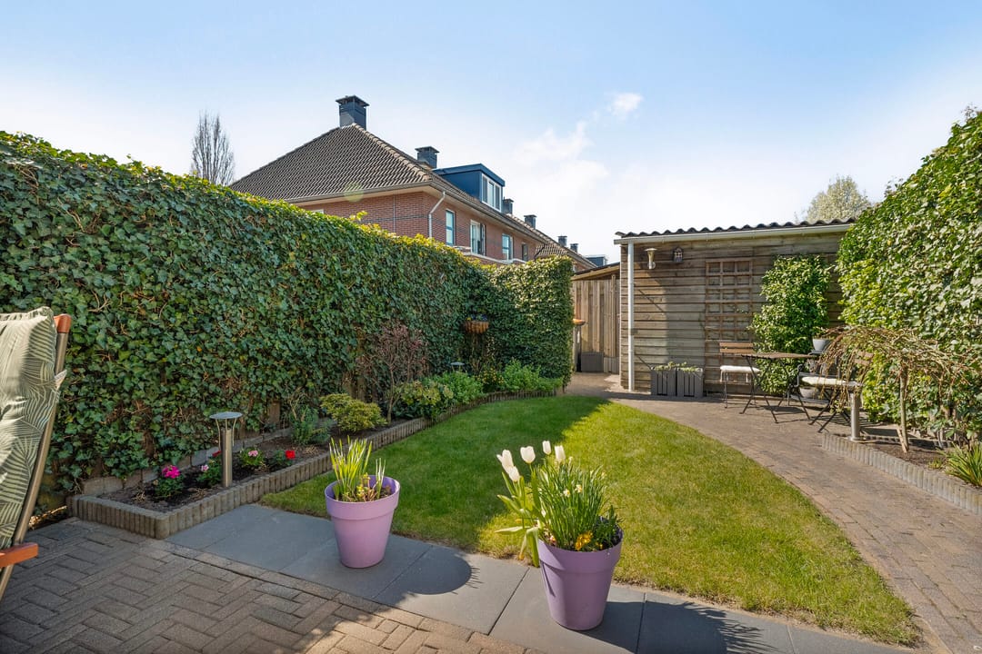 Foto 28 van Van Laarstraat 15