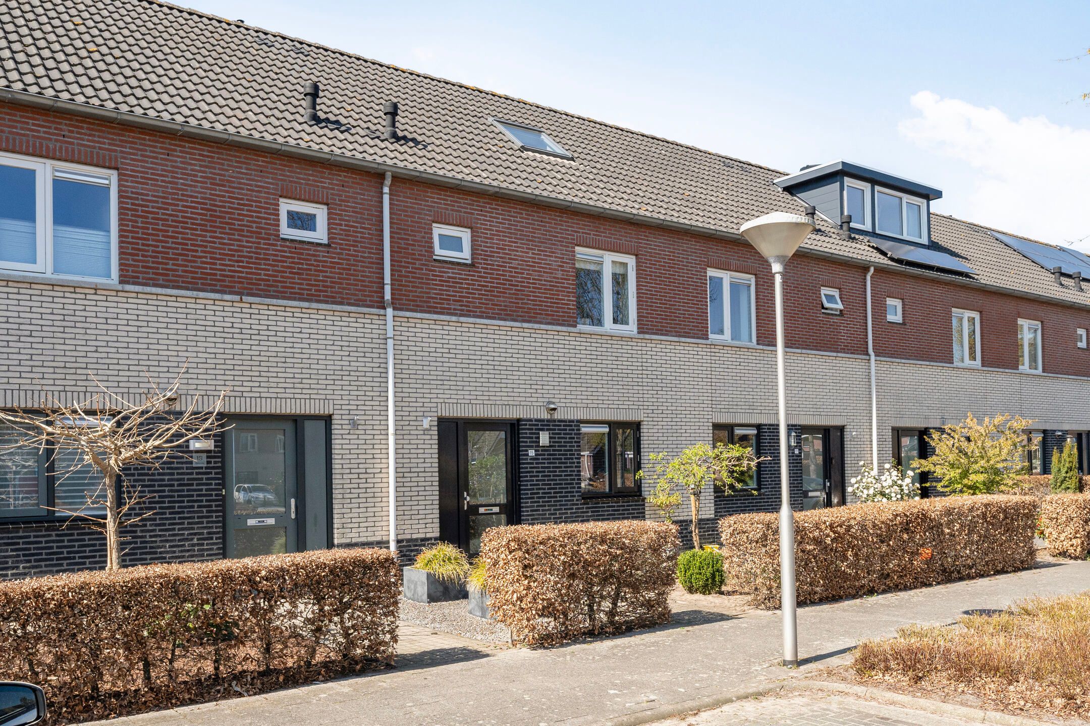 Foto 33 van Van Laarstraat 15