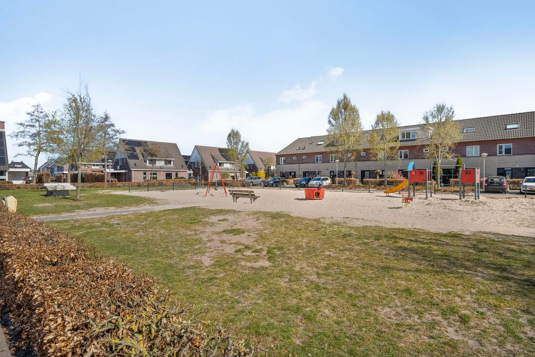 Foto 37 van Van Laarstraat 15