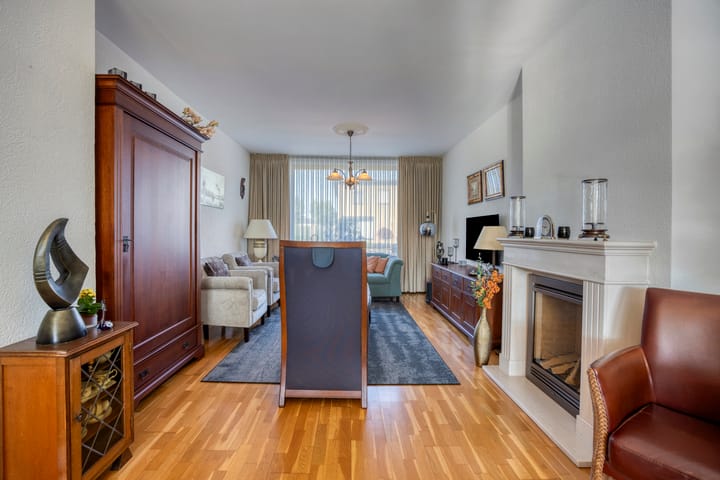 Photo 13 of Bernhardstraat 3