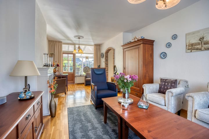 Photo 14 of Bernhardstraat 3