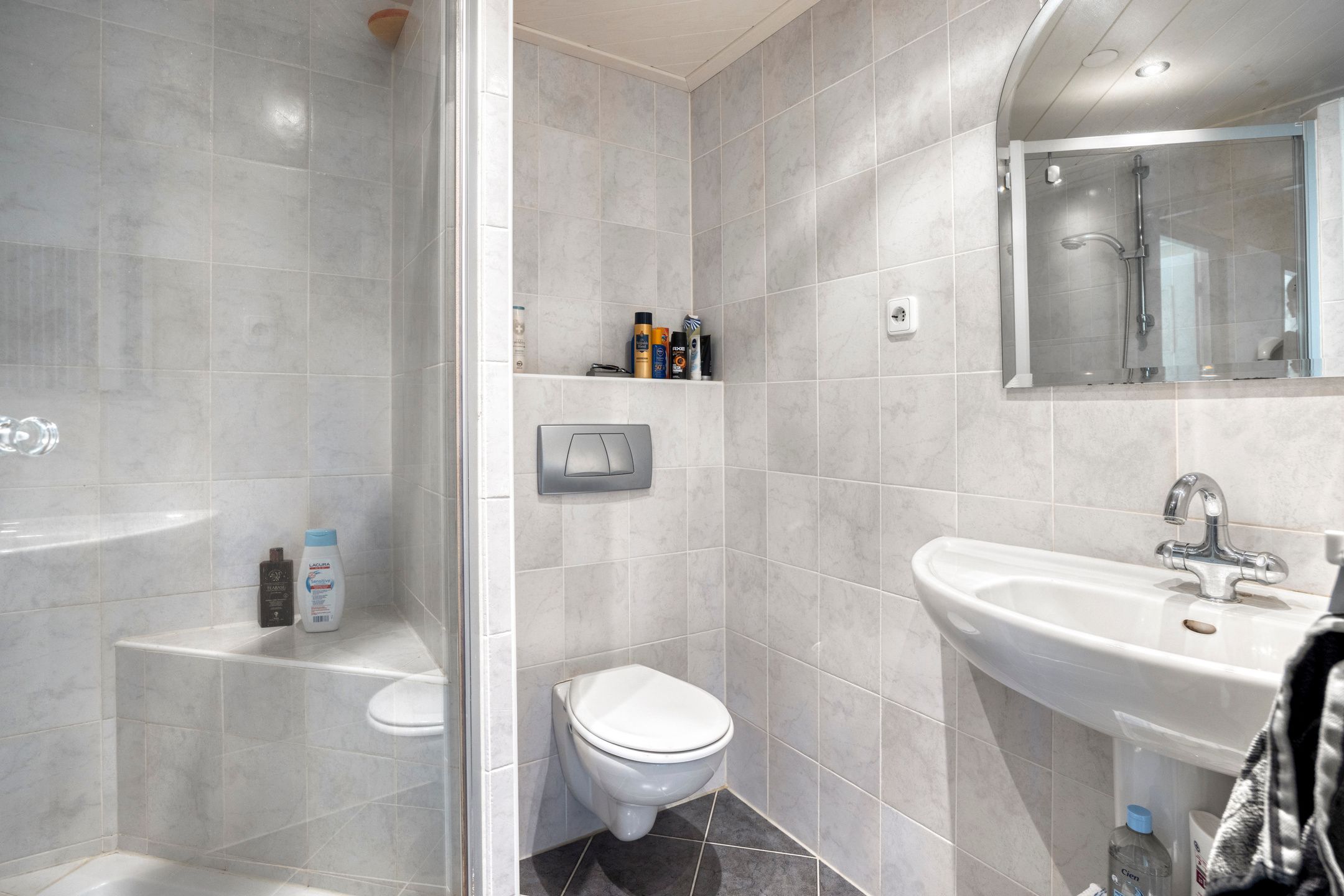 Foto 24 van Bernhardstraat 3