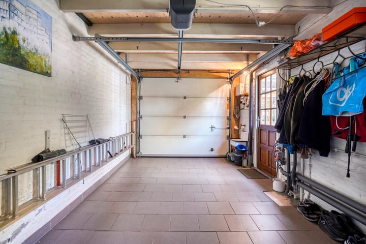 Photo 31 of Bernhardstraat 3