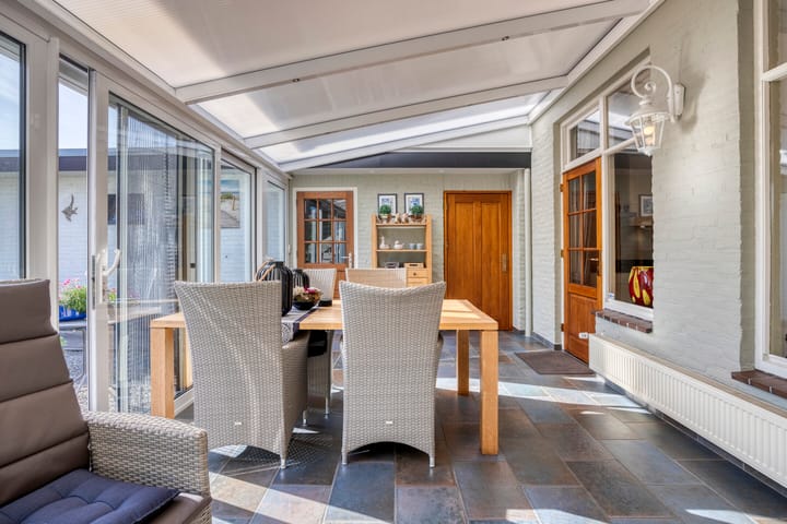 Photo 34 of Bernhardstraat 3