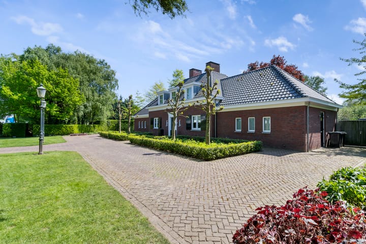 Foto 49 van Bredaseweg 204