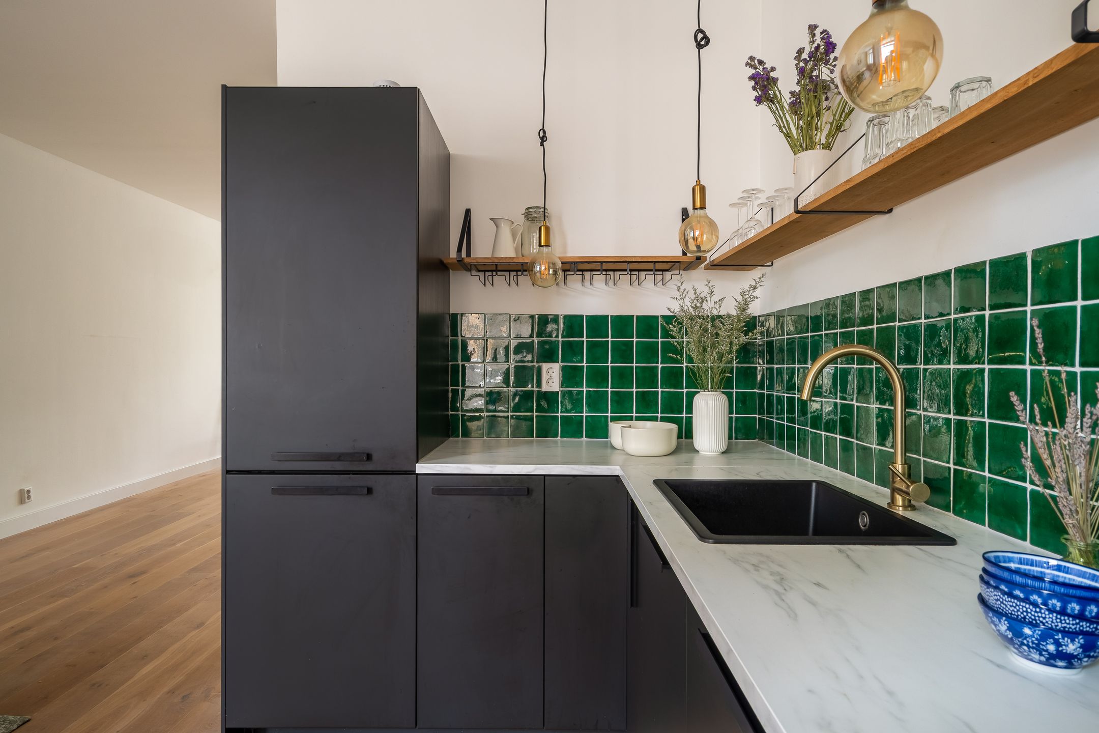 Foto 21 van Nieuwe Binnenweg 343-B02