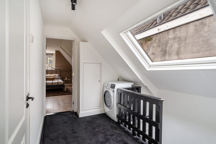 Foto 25 van Nieuwe Binnenweg 343-B02